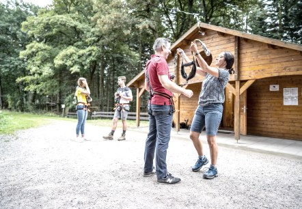 Kletterausrüstung an & Los geht's, © Kreis Düren-Dennis Stratmann