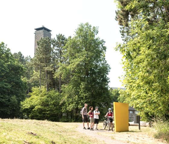 Auf dem Gelände Vogelsang IP, © Eifel Tourismus GmbH/Dominik Ketz