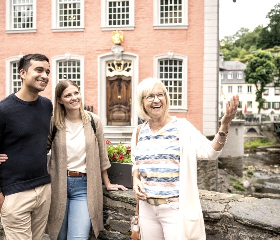 Rondleiding door de stad, © Eifel-Tourismus GmbH, Dominik Ketz