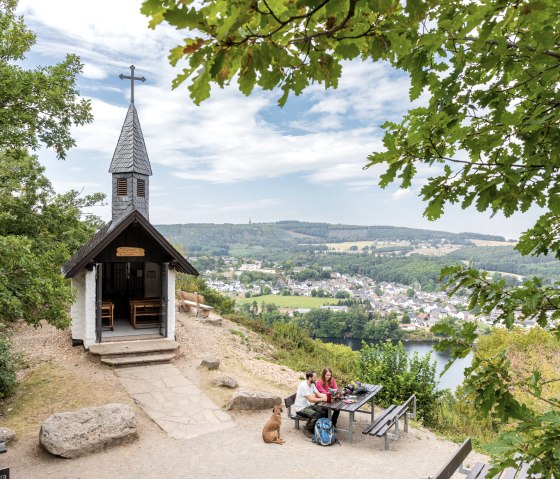 Aussichtspunkt Waldakpelle, © Eifel Tourismus GmbH, AR-shapefruiteAG