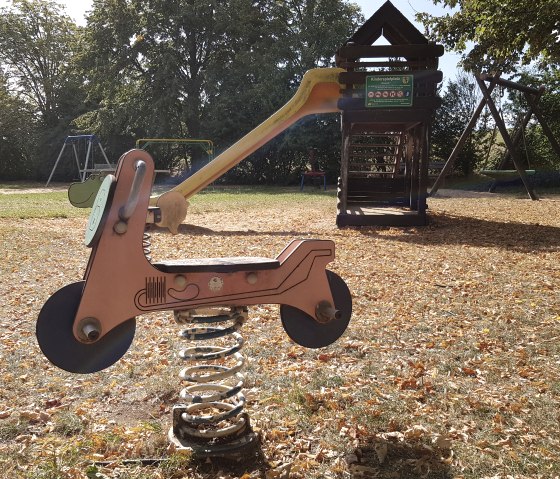 Bürgerbegegnungstätte-Spielplatz