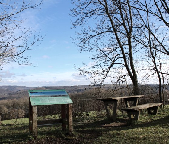 Wanderparkplatz Eifel-Blick Jugendherberg, © Rursee-Touristik GmbH