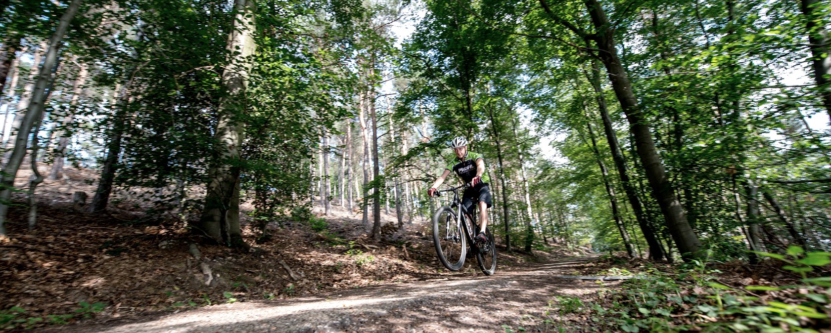 Mountainbiker unterwegs auf dem Routennetz, © someoner.de