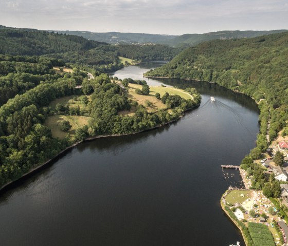 Vue sur Einruhr au Wildnis-Trail, © Eifel Tourismus GmbH, D. Ketz