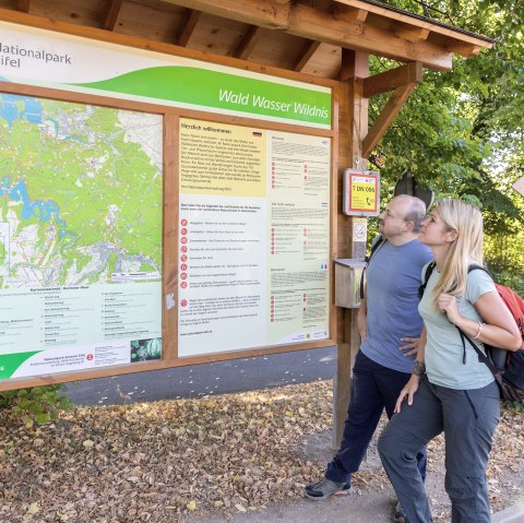 Informationstafel Nationalpark-Eifel, © Eifel-Tourismus GmbH, AR-shapefruit AG