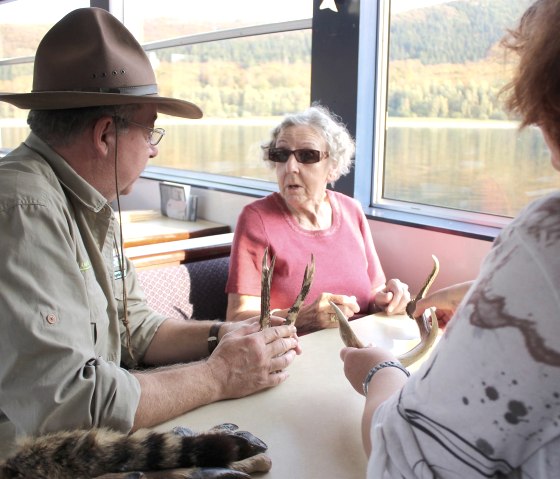 Ranger sur le bateau