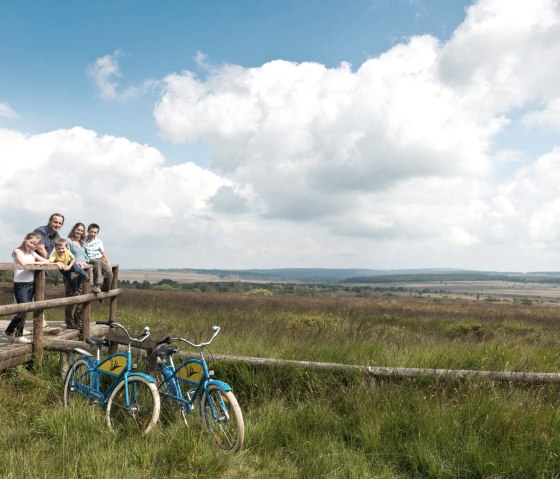 Radtour Vennbahn: Am Signal de Botrange im Hohen Venn, © vennbahn.eu